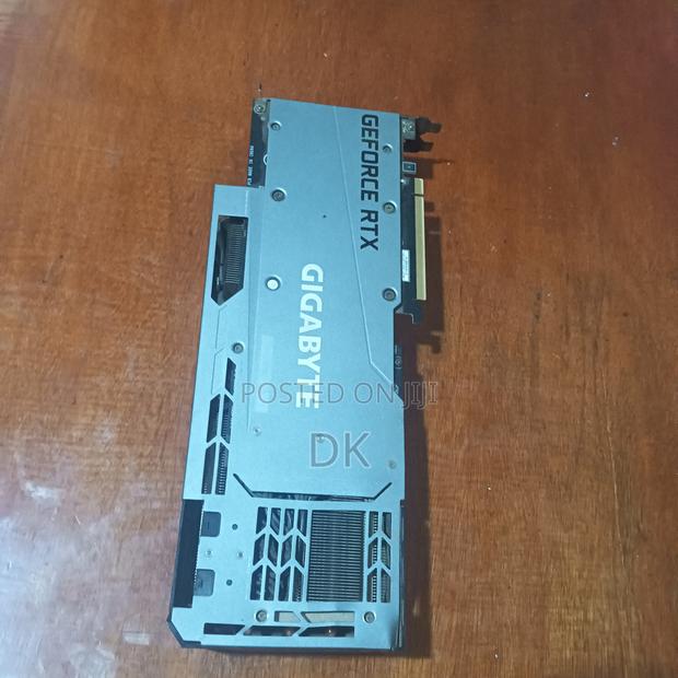 Gigabyte RTX 3080 10GB - thumbnail 3