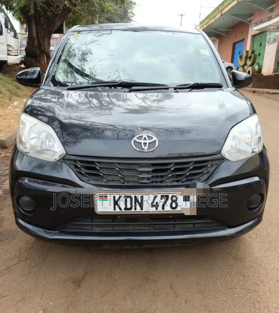 Toyota Passo 2016 Black