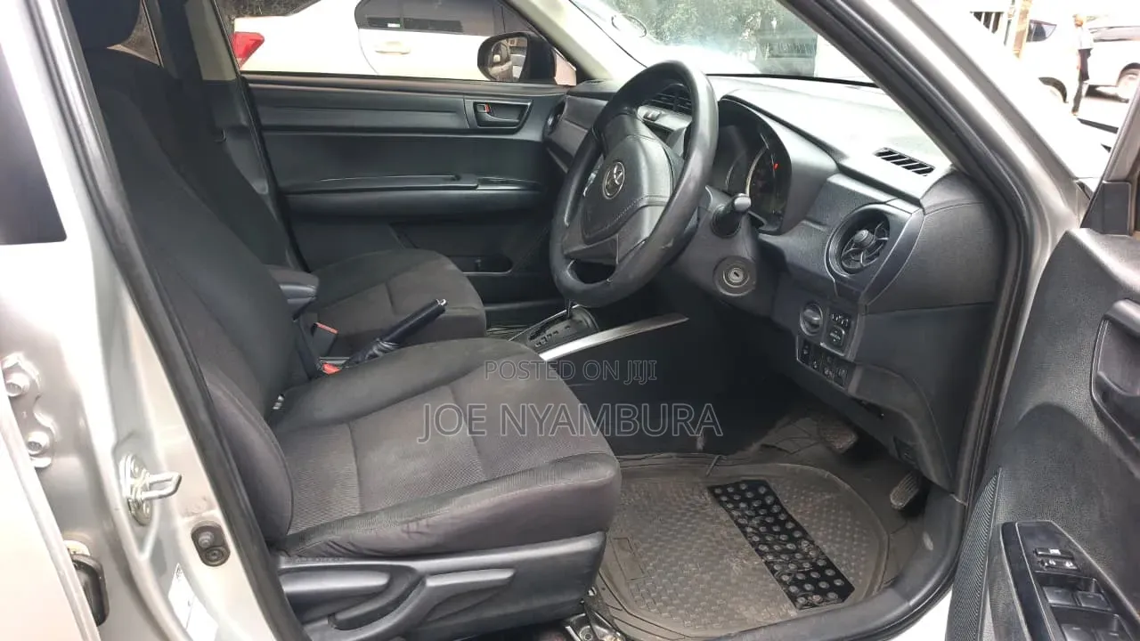 Toyota Corolla Fielder 2015 Silver