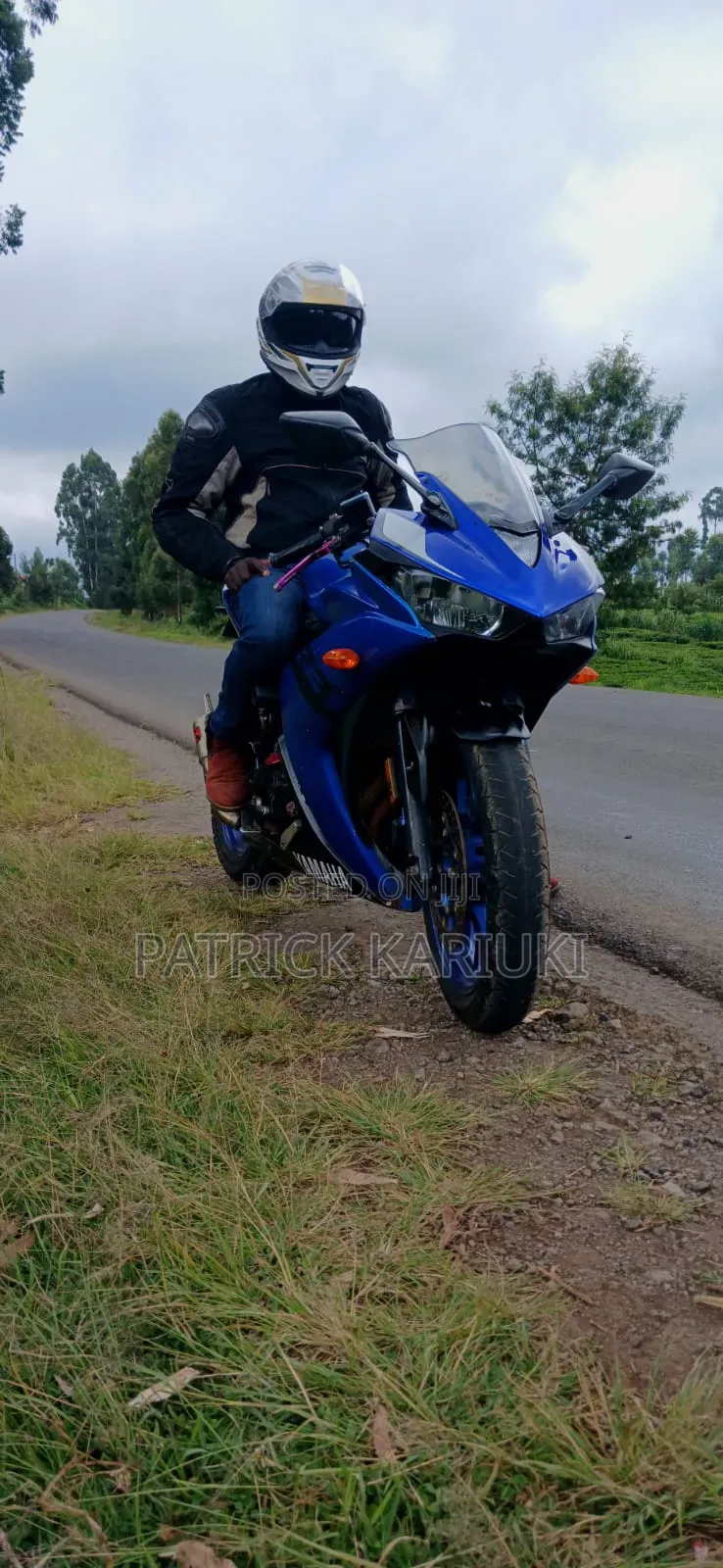 Yamaha R3 2015 Blue