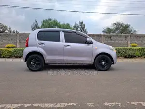 Toyota Passo 2013 Silver