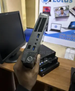 Lenovo ThinkCentre M625 Tiny 8GB Intel Core i5 HDD 500GB