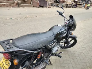 Bajaj Boxer 125 2025 Black