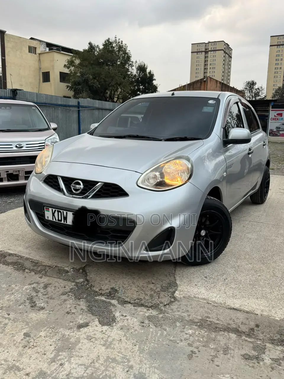 Nissan March 2015 Silver