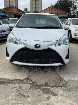 Nissan March 2015 Silver
