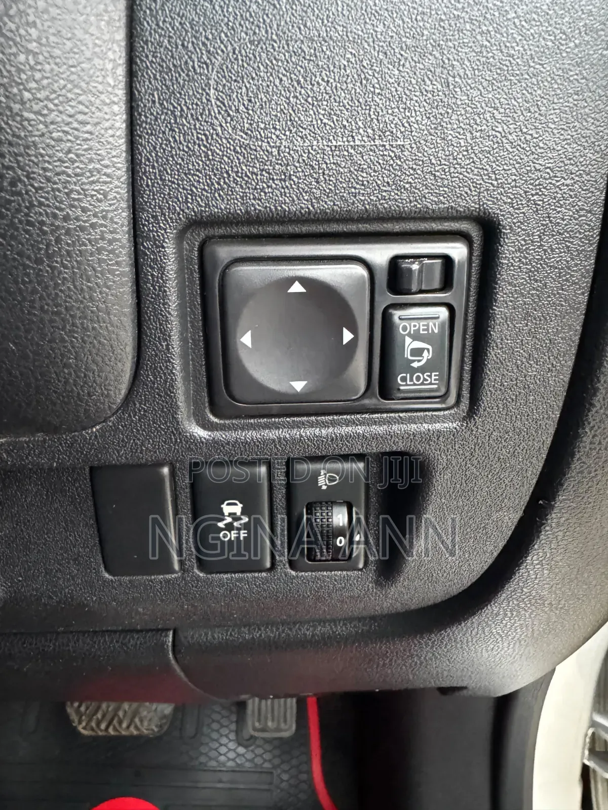Nissan March 2015 Silver
