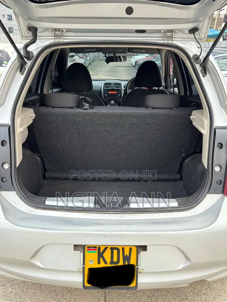 Nissan March 2015 Silver