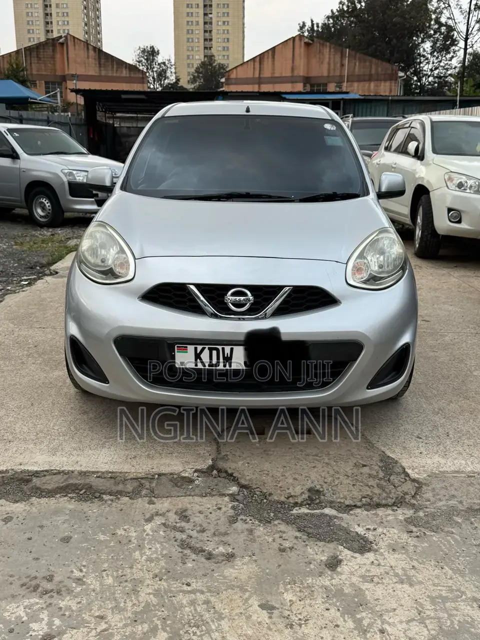 Nissan March 2015 Silver