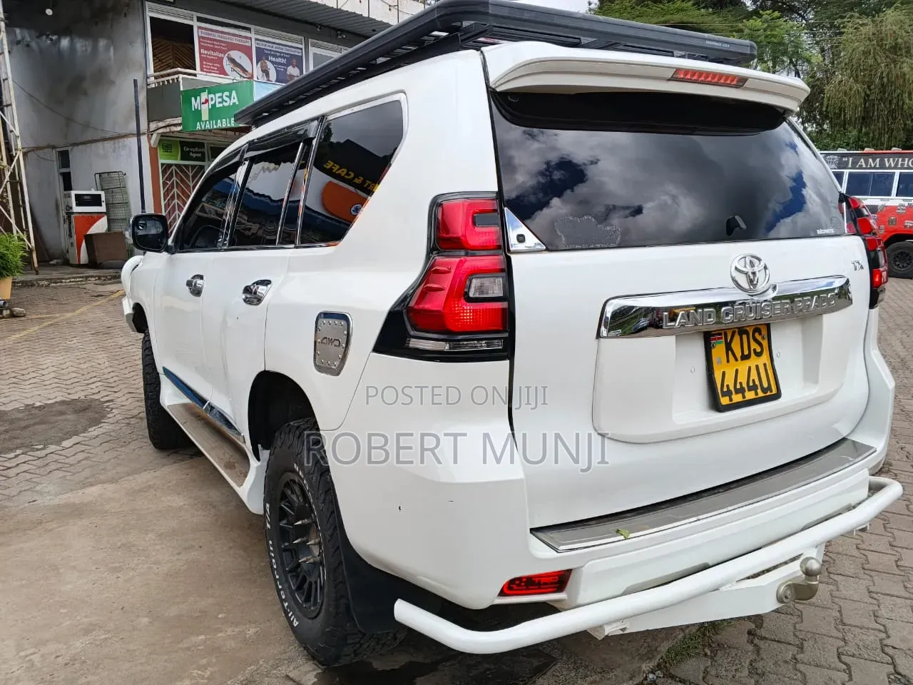 Toyota Land Cruiser Prado 2011 White