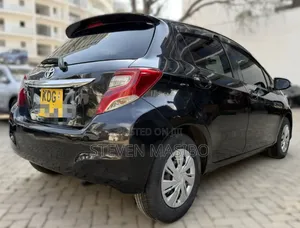 Toyota Vitz 2014 Black