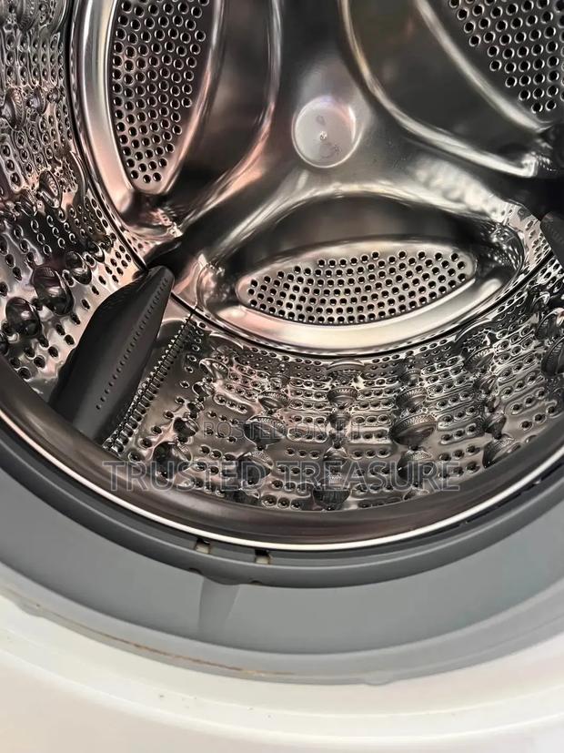 LG 7kg Front Loader Washing Machine - thumbnail 2
