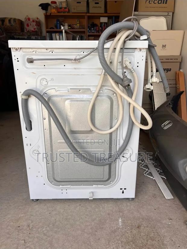 LG 7kg Front Loader Washing Machine - thumbnail 3
