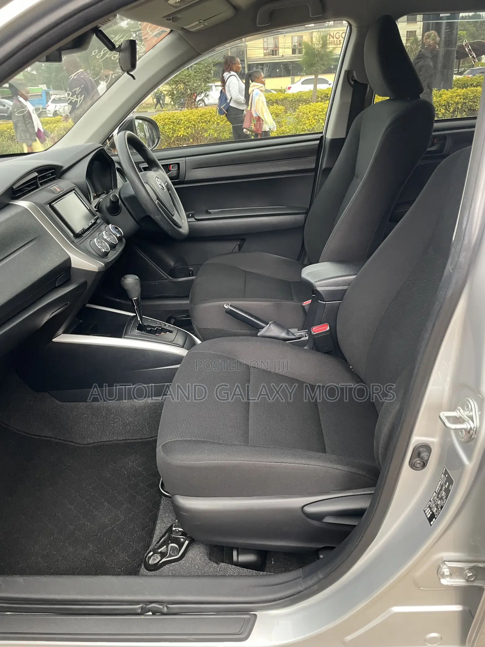 Toyota Corolla Fielder 1.5 Petrol FWD 2020 Silver