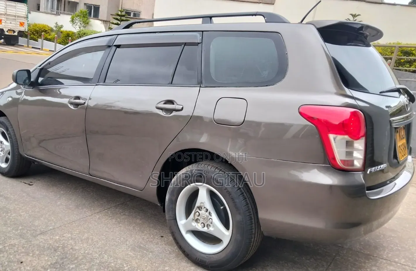 Toyota Corolla Fielder 2010 Gray