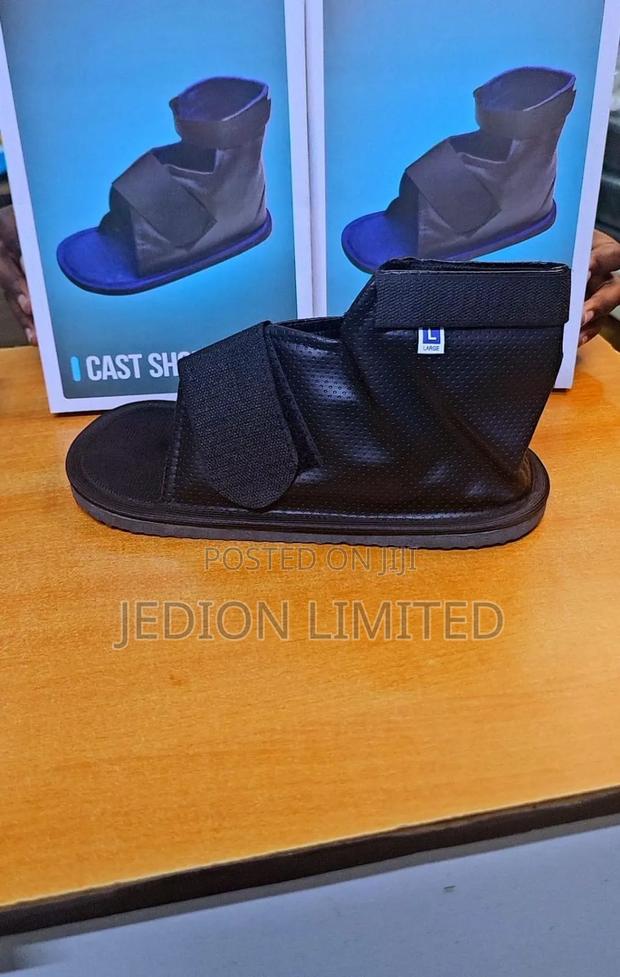 Cast Shoes