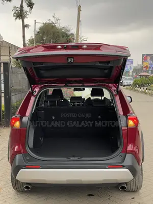 Toyota RAV4 Adventure 2019 Red