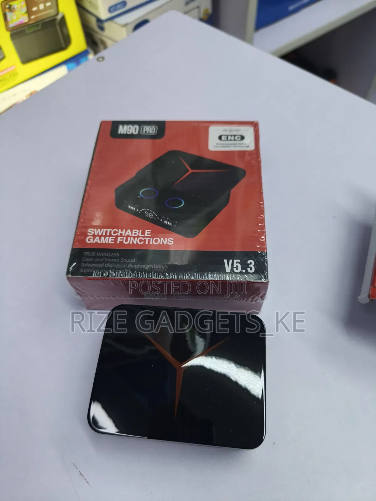 M90 Earbuds