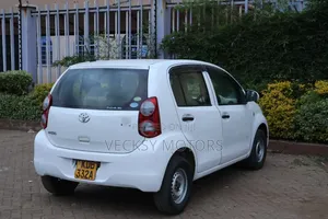 Toyota Passo 2013 White