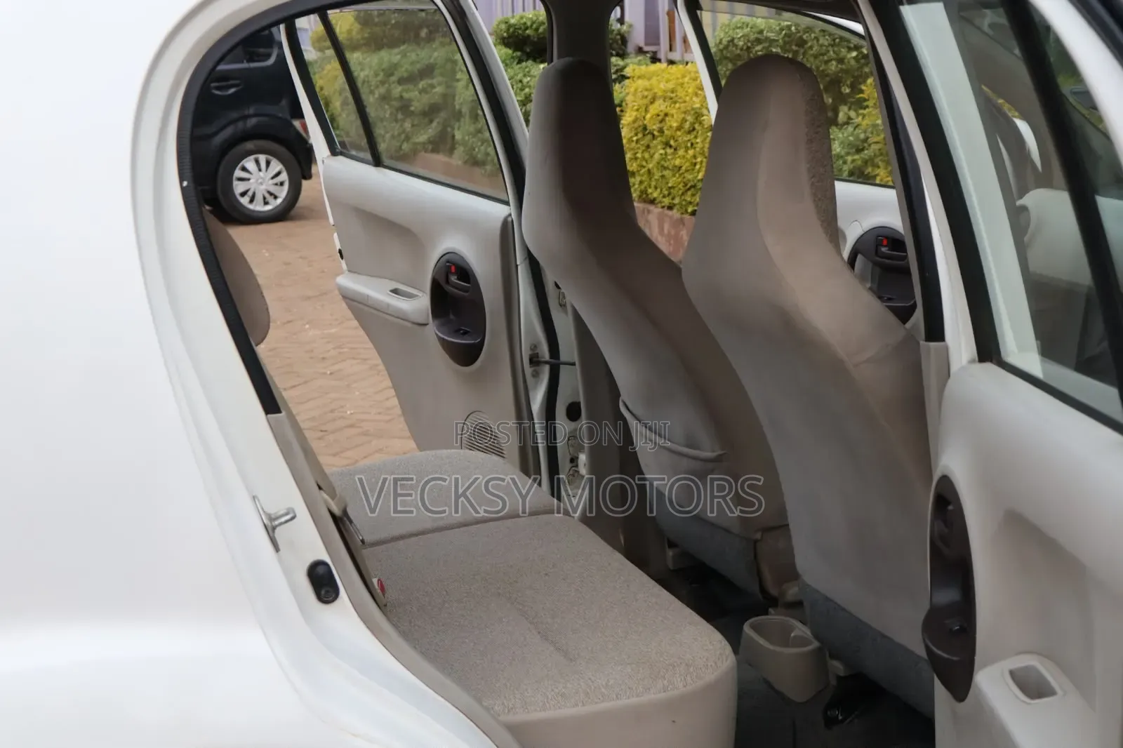 Toyota Passo 2013 White