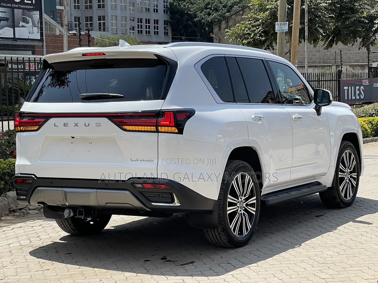 Lexus LX 600 2022 White