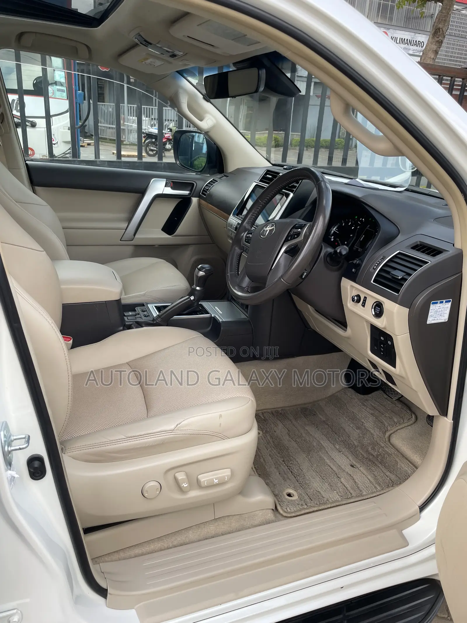 Toyota Land Cruiser Prado 2.8 2020 White