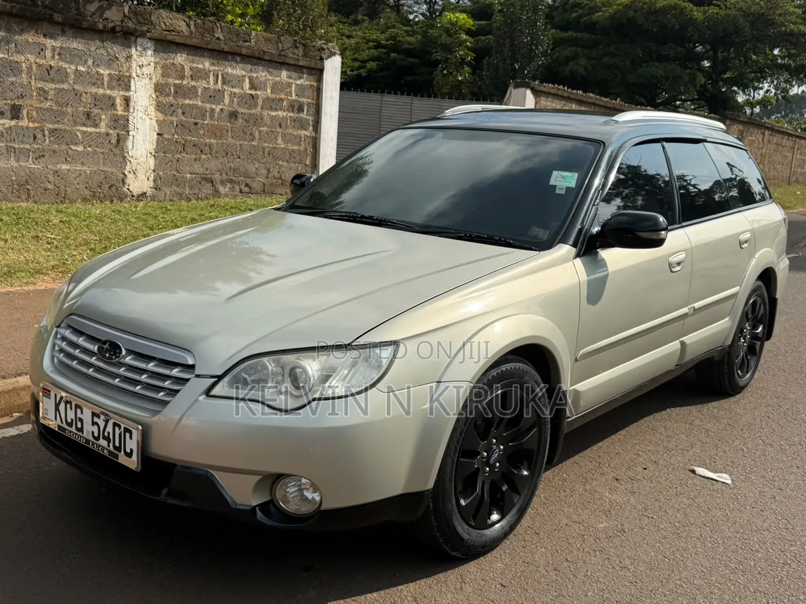 Subaru Outback 2009 Beige