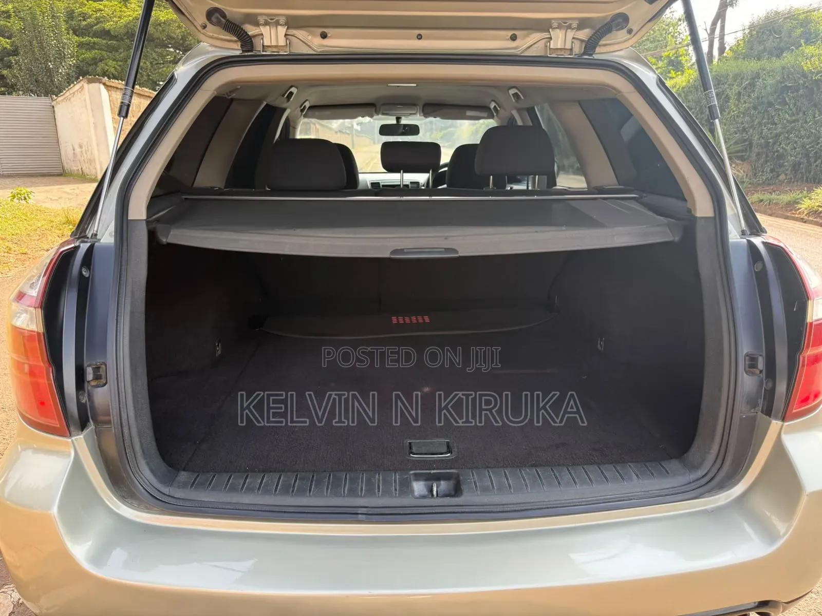 Subaru Outback 2009 Beige
