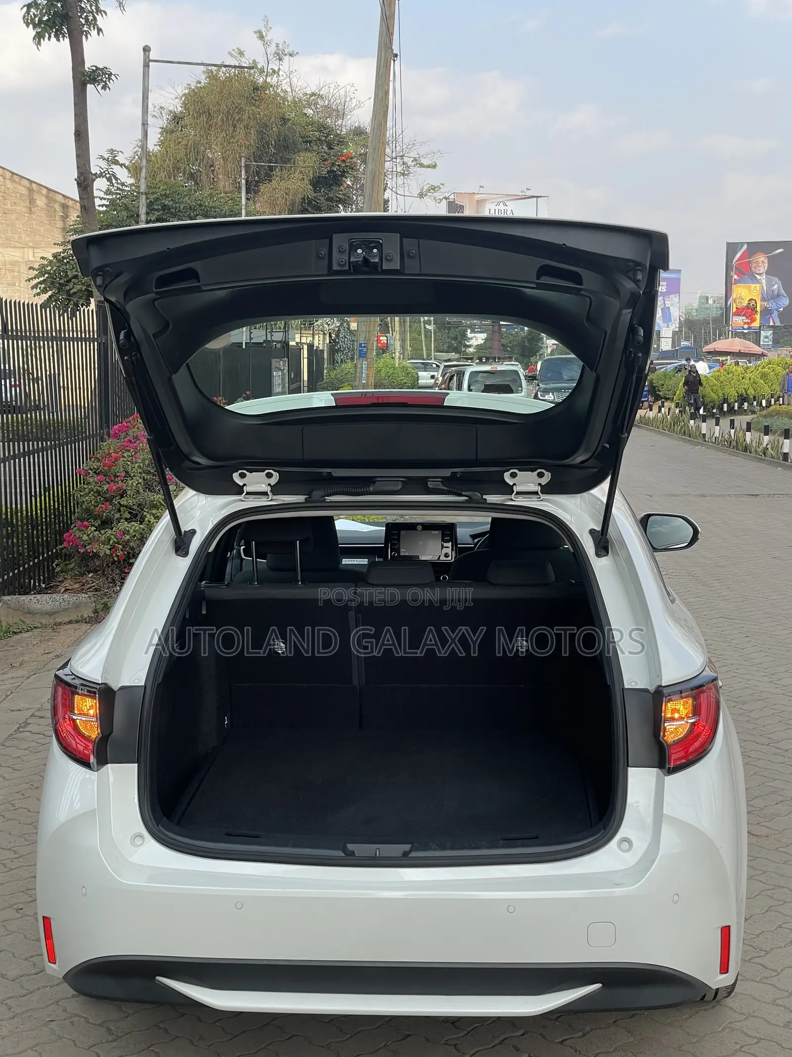 Toyota Corolla 2019 White