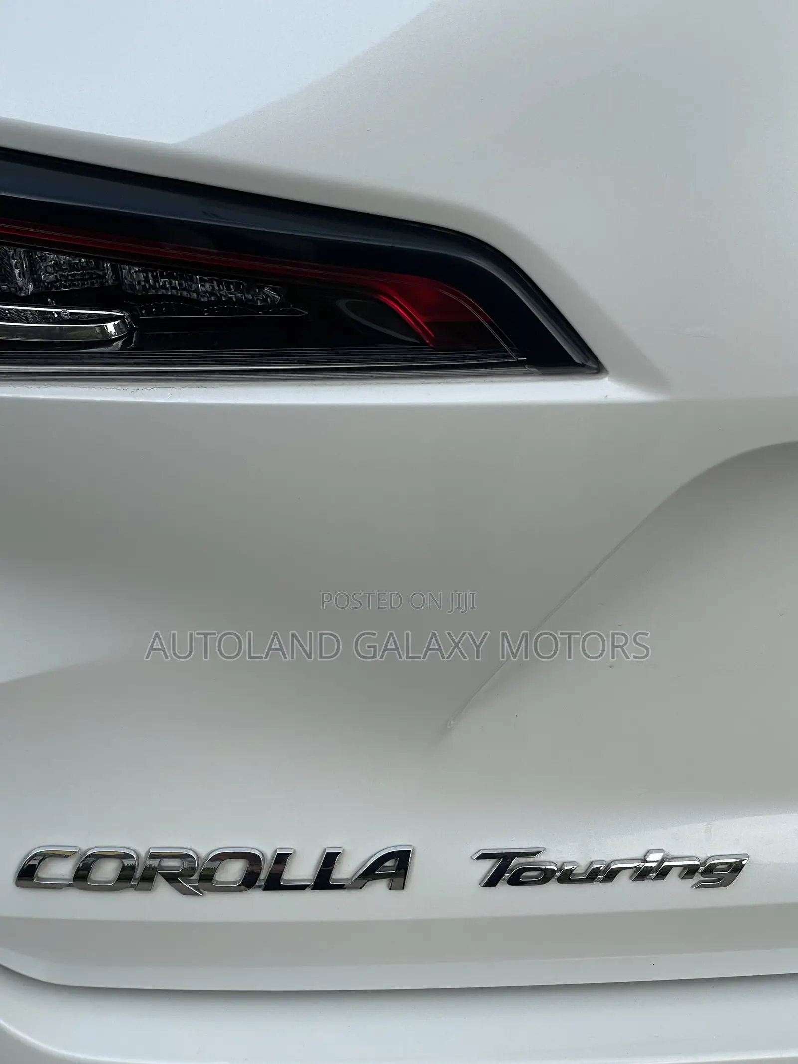 Toyota Corolla 2019 White