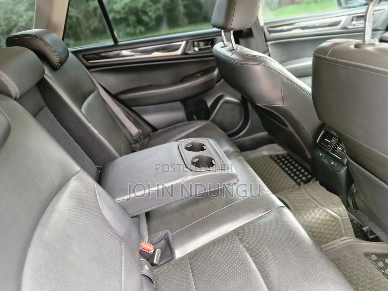 Subaru Outback 2017 Black