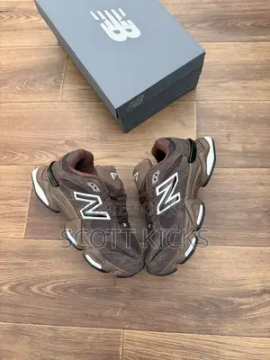 New Balance 9060 Brown Ice