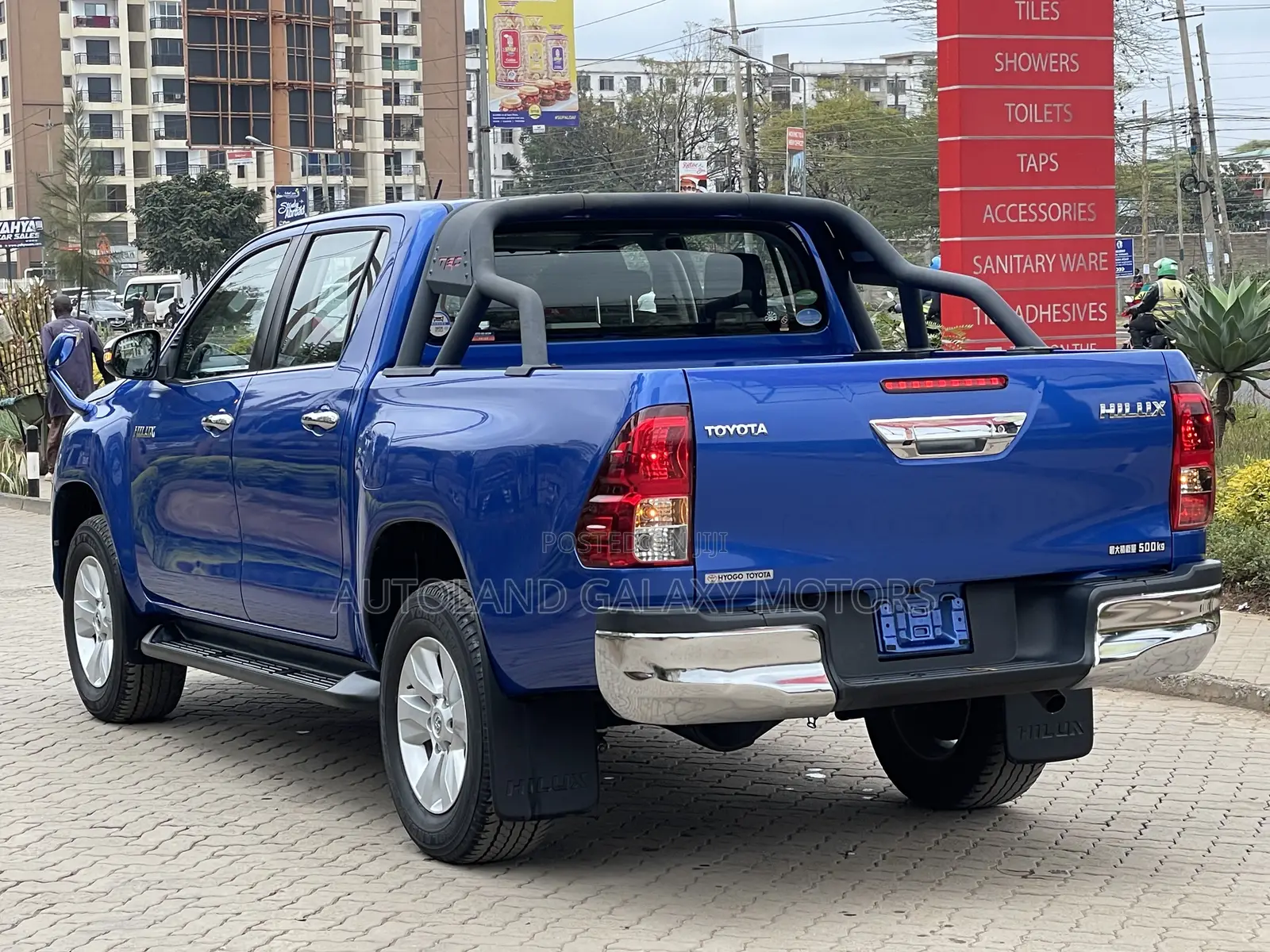 Toyota Hilux 2019 Blue