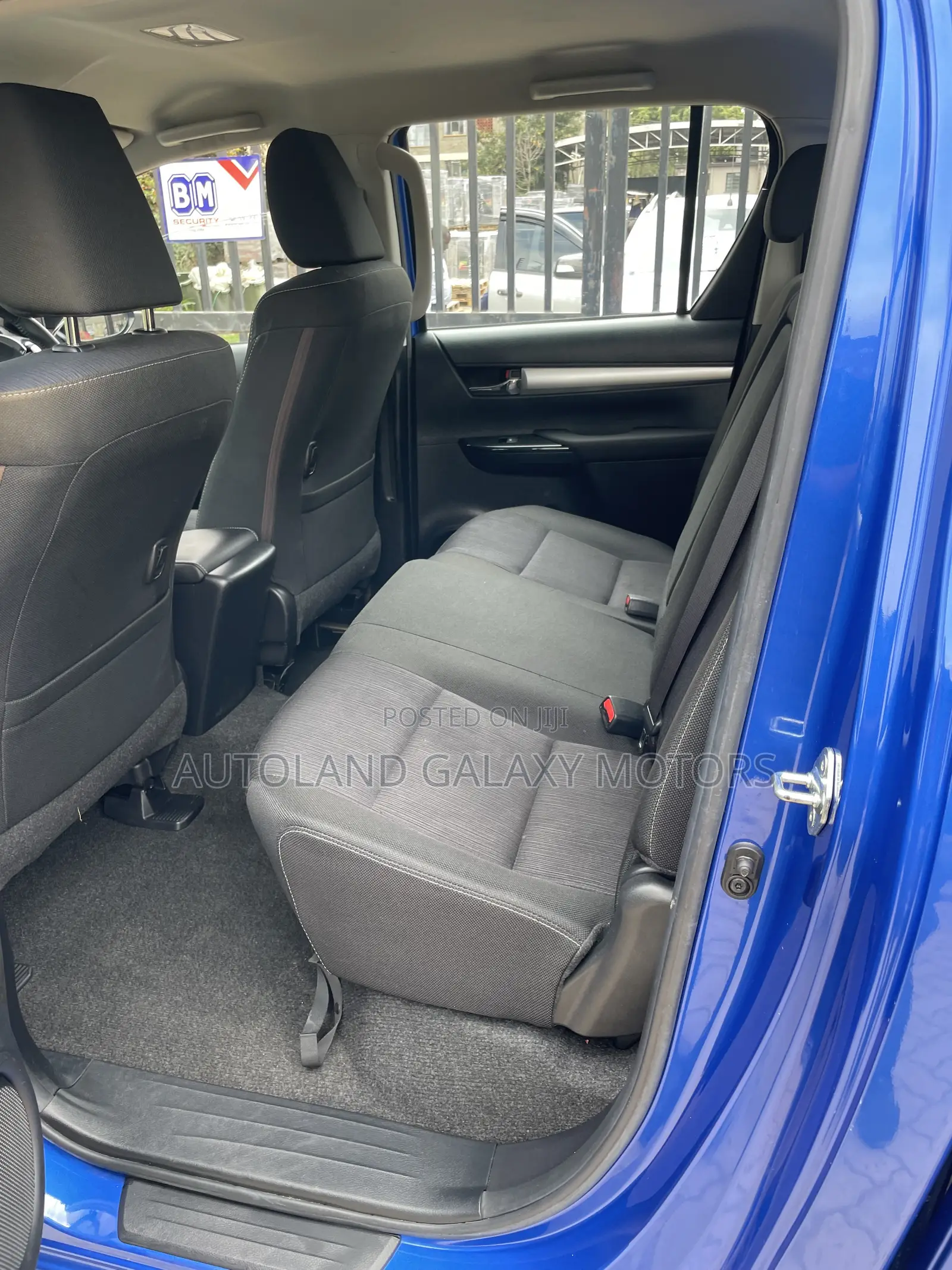 Toyota Hilux 2019 Blue