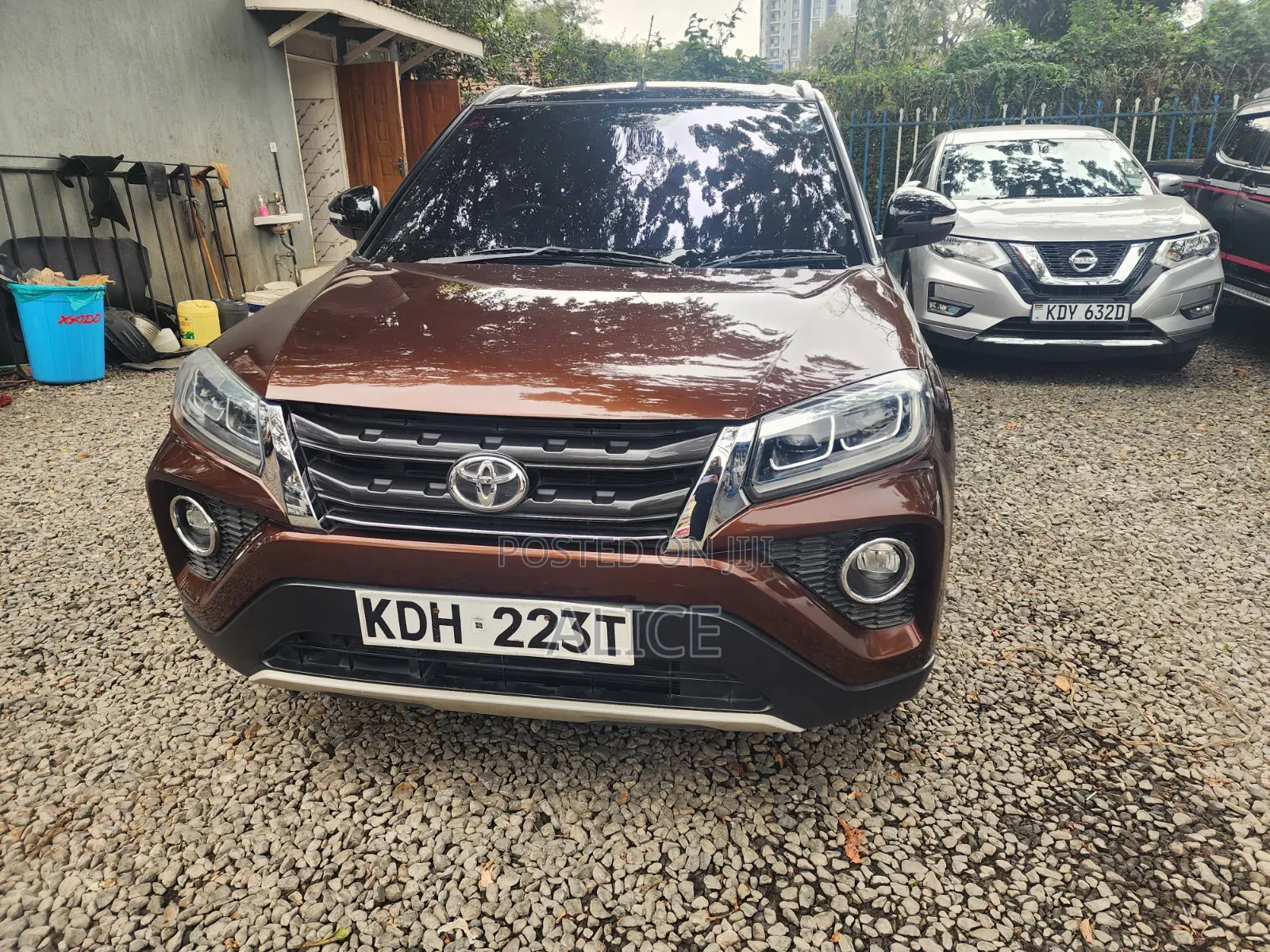 Toyota Urban Cruiser 2021 Brown