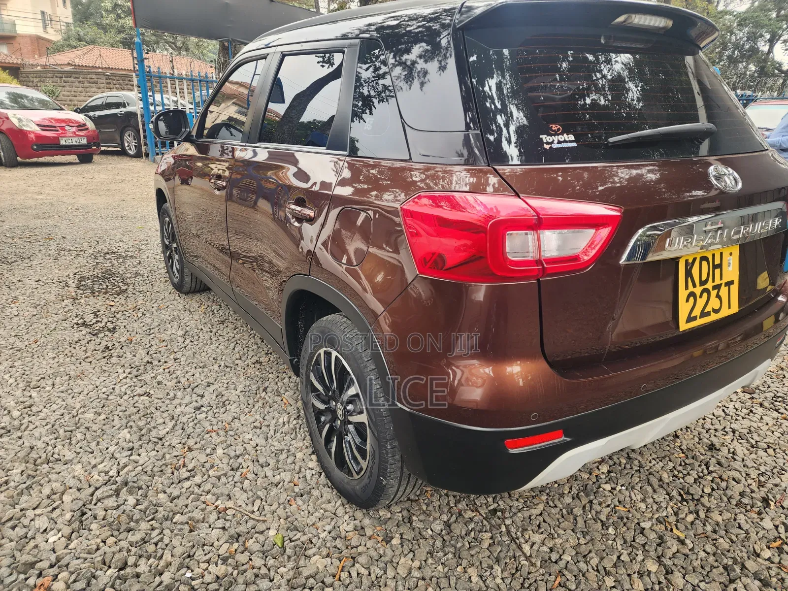 Toyota Urban Cruiser 2021 Brown