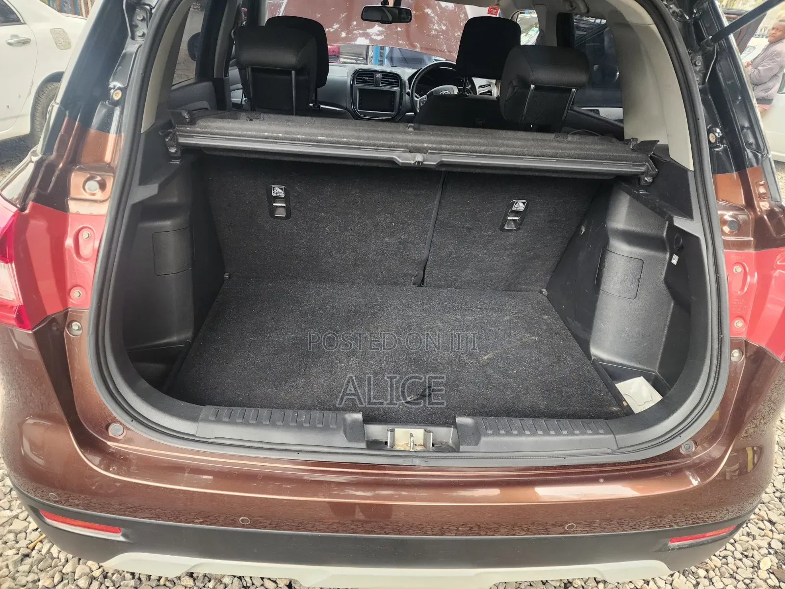 Toyota Urban Cruiser 2021 Brown