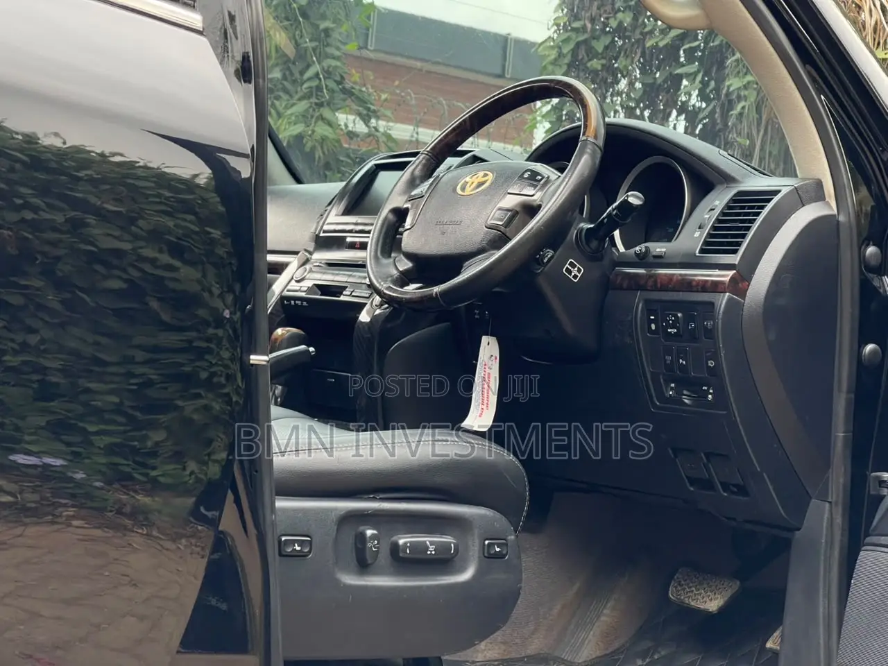 Toyota Land Cruiser 4.6 V8 ZX 2011 Black
