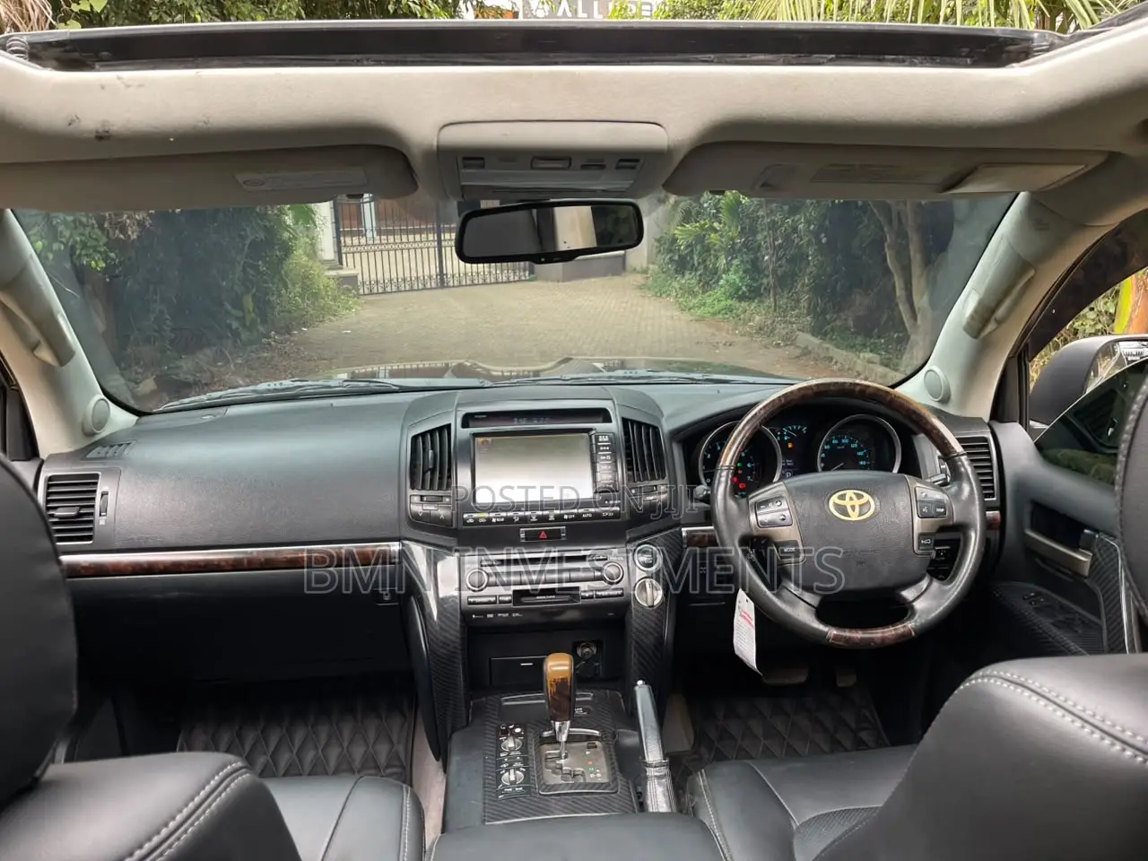 Toyota Land Cruiser 4.6 V8 ZX 2011 Black