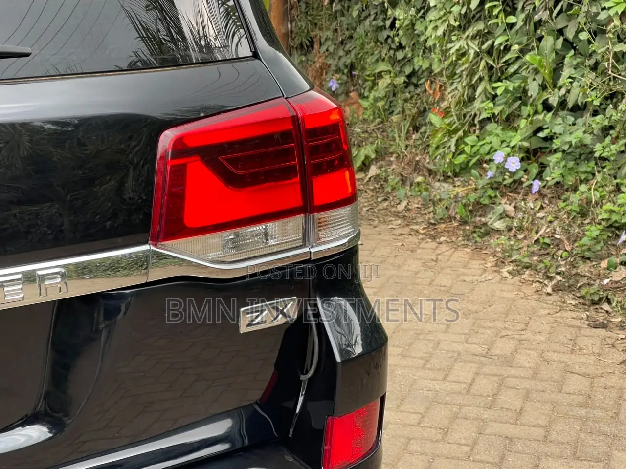 Toyota Land Cruiser 4.6 V8 ZX 2011 Black