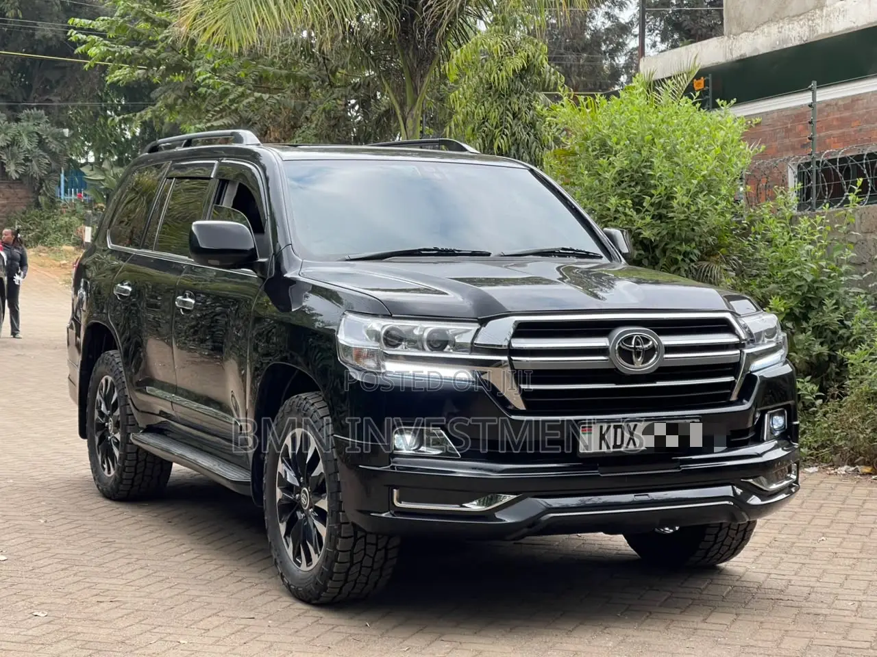 Toyota Land Cruiser 4.6 V8 ZX 2011 Black