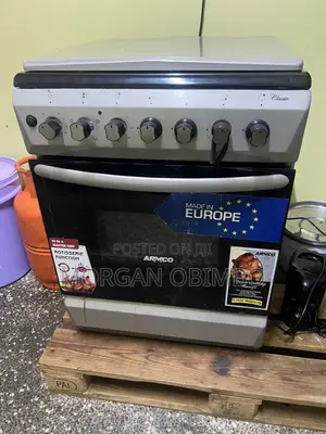 Gas Cooker (4 Burners) With Electric Oven 60x60