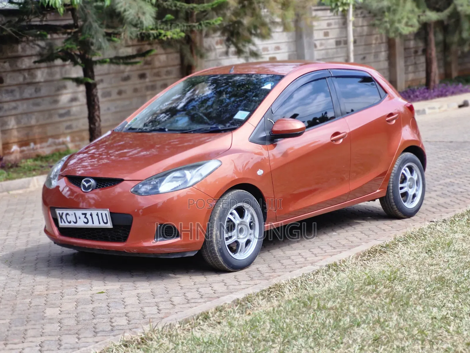 Mazda Demio 2009 Orange