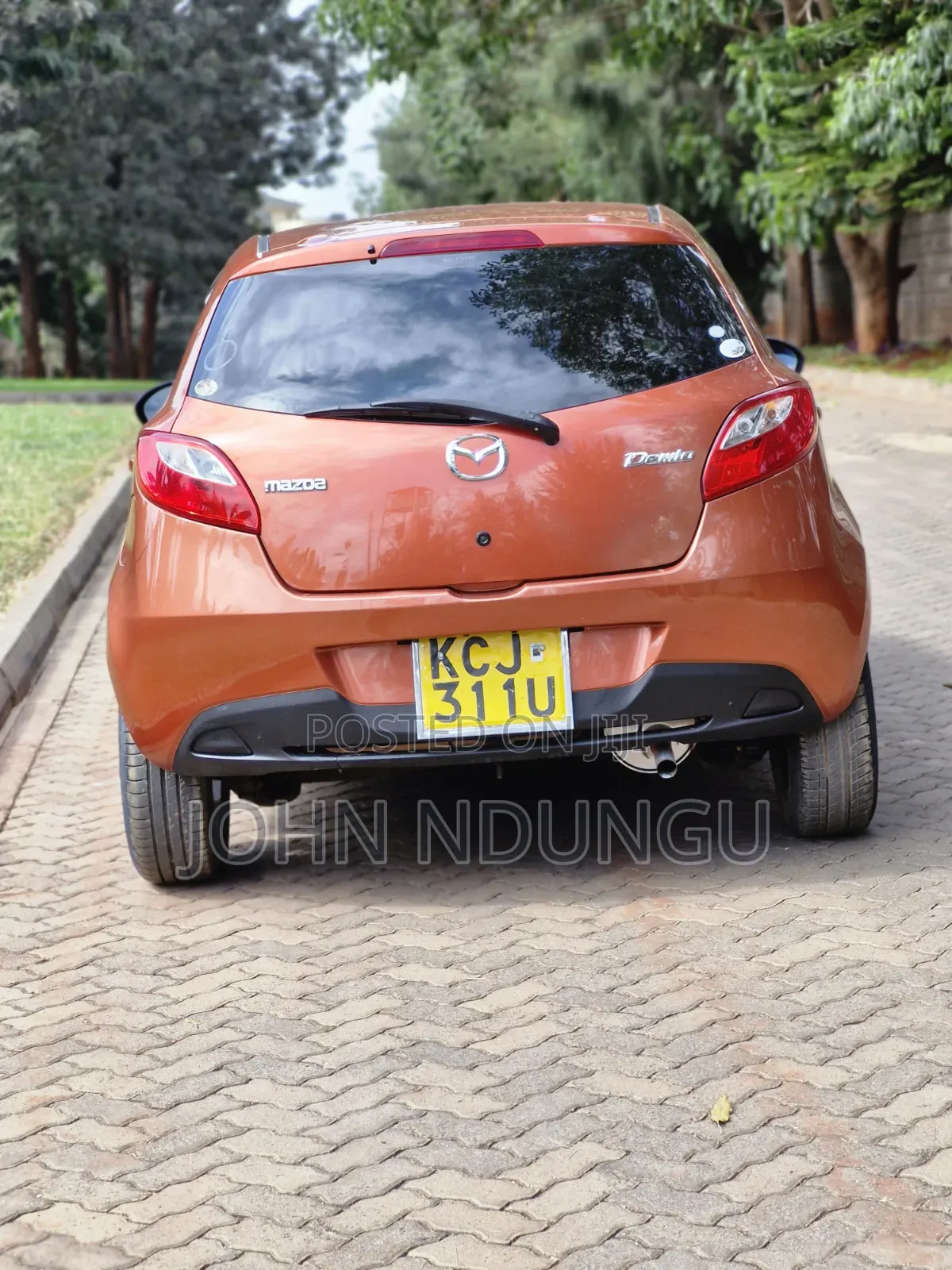 Mazda Demio 2009 Orange