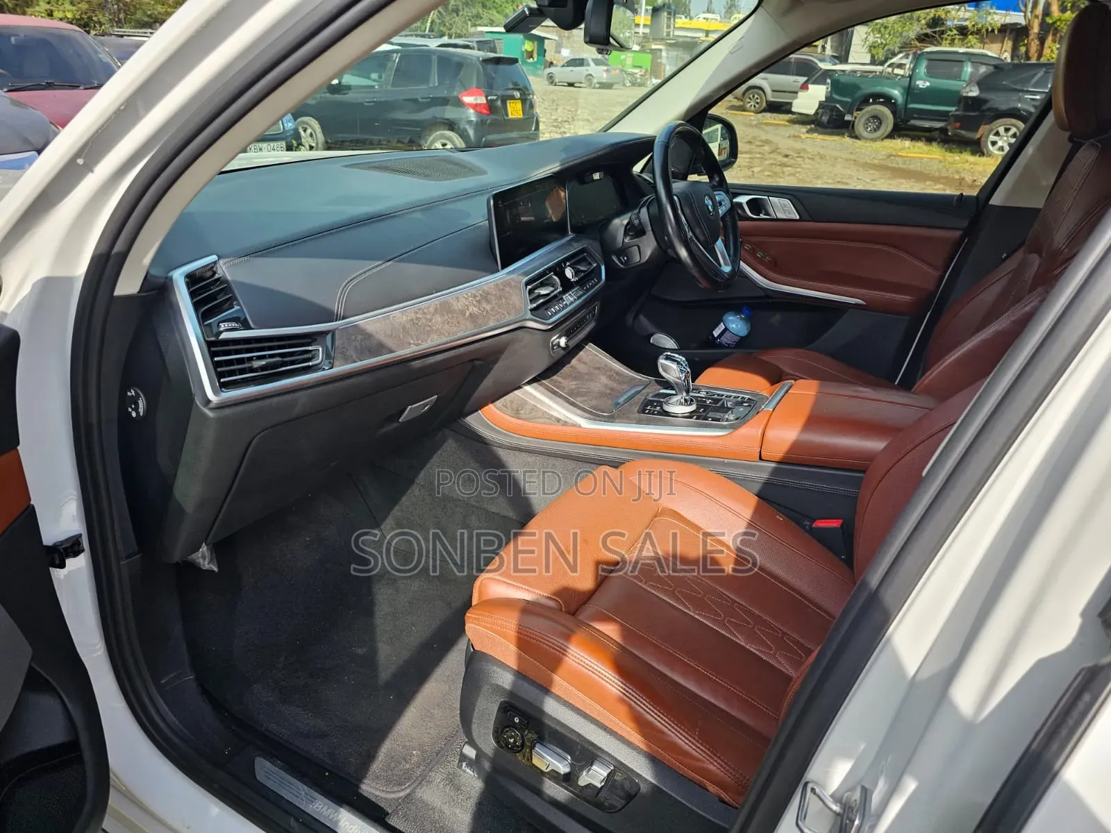 BMW 7 Series 2019 White