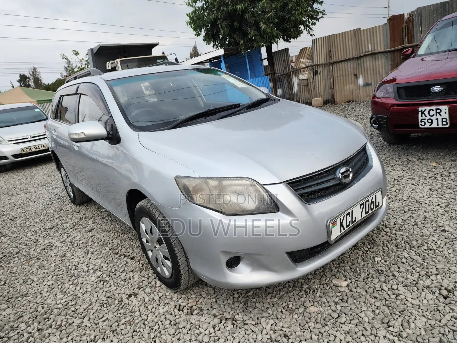 Toyota Corolla Fielder 2010 Silver