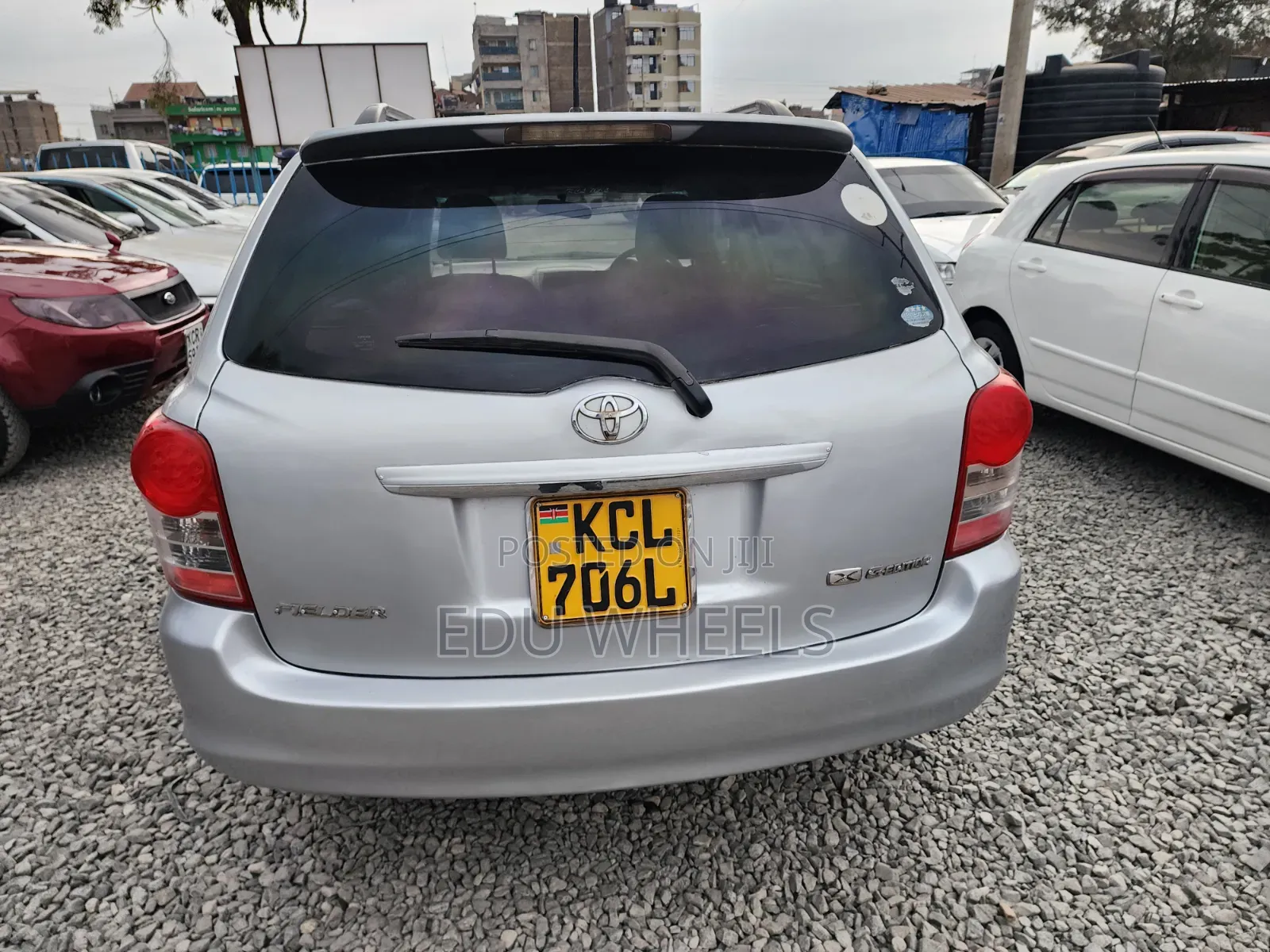Toyota Corolla Fielder 2010 Silver
