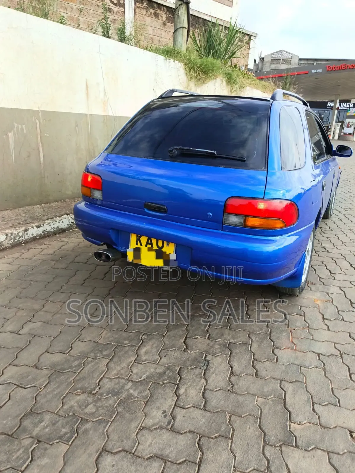 Subaru Impreza Wagon 1999 Blue