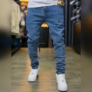Men Plain Blue Jeans (30-38)