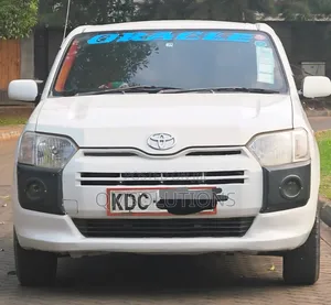 Toyota Succeed SV Premium 2014 White