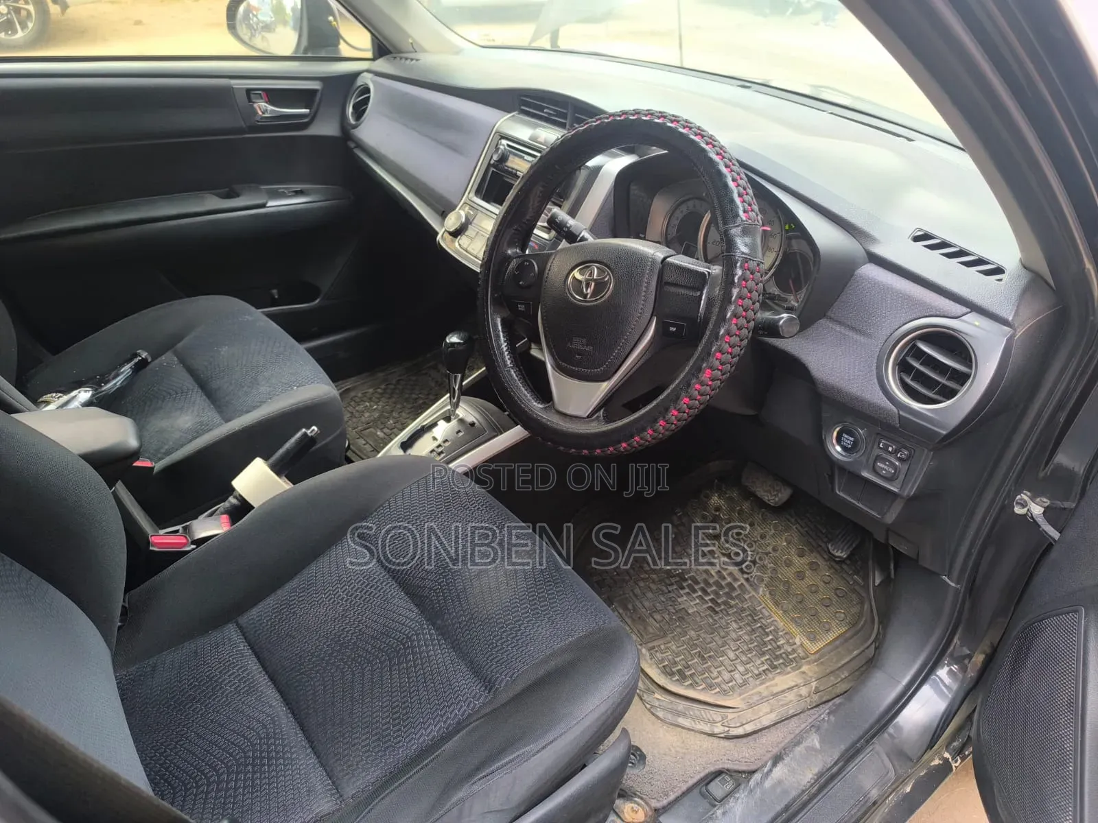 Toyota Corolla Fielder 2014 Black
